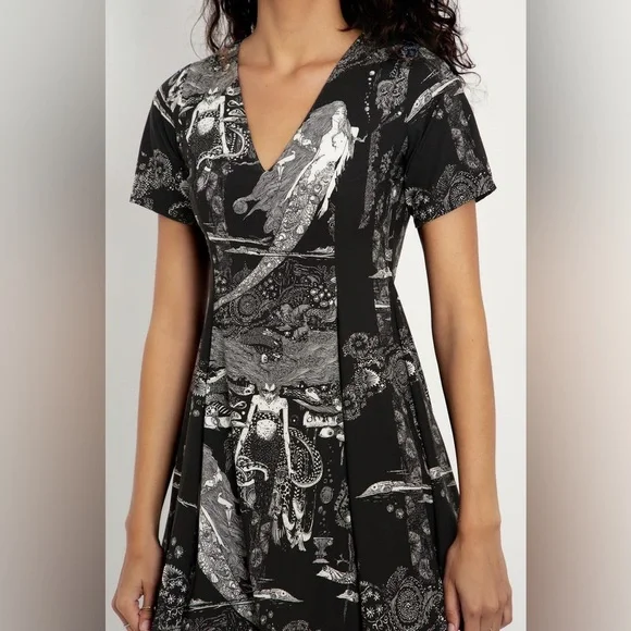 Blackmilk Clarke’s Little Mermaid Evil V Dress - Picture 2 of 9